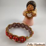Bracciale con fiorellini double face realizzato ad uncinetto