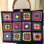 Borsa Granny realizzata in lana ad uncinetto