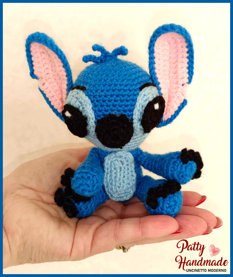 Stitch realizzato ad uncinetto con la tecnica Amigurumi