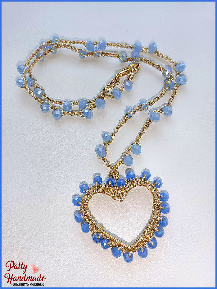 Collana “CUORE” realizzata ad uncinetto