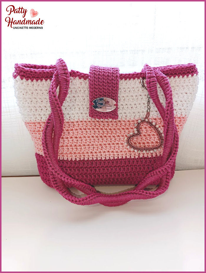 Borsa “IRIS” realizzata ad uncinetto